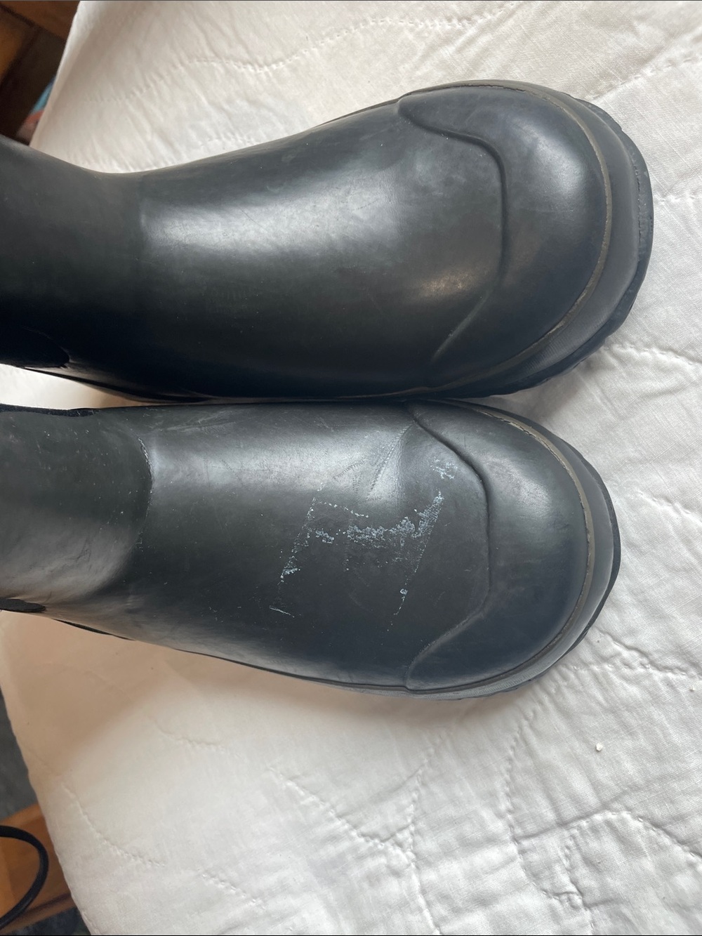 Bogs Youth Black Winter Boots. Good Condition. Size 2. - Picture 3 of 9